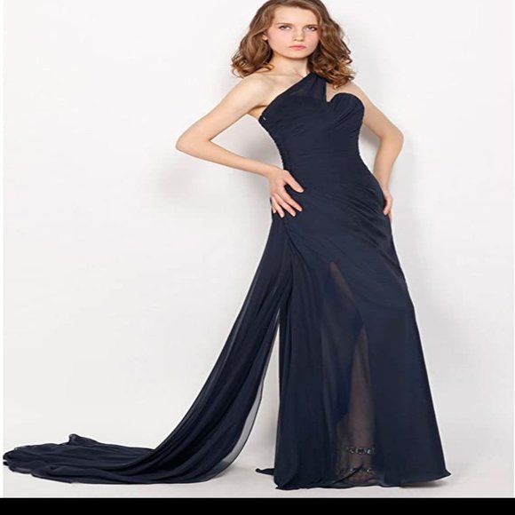 Georgeous navy gown - Picture 6 of 10